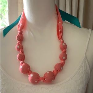 10/$10 Fun necklace